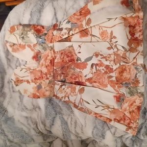 Floral strapless low plundge